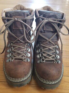 Candies Hiking Boots Women's Size 8.5